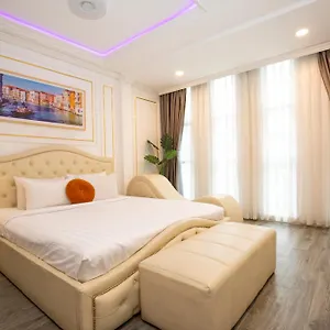 Quy Hung Hotel